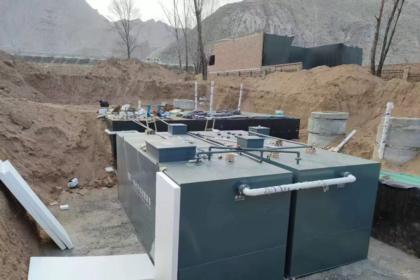 土默特右一体化污水处理设备